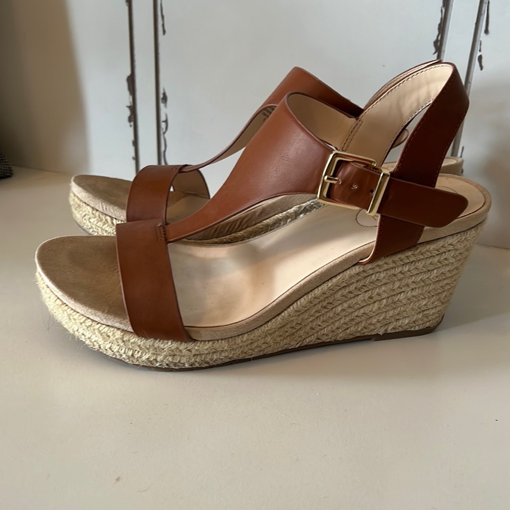 Kenneth Cole Brown Wedges Size 8.5